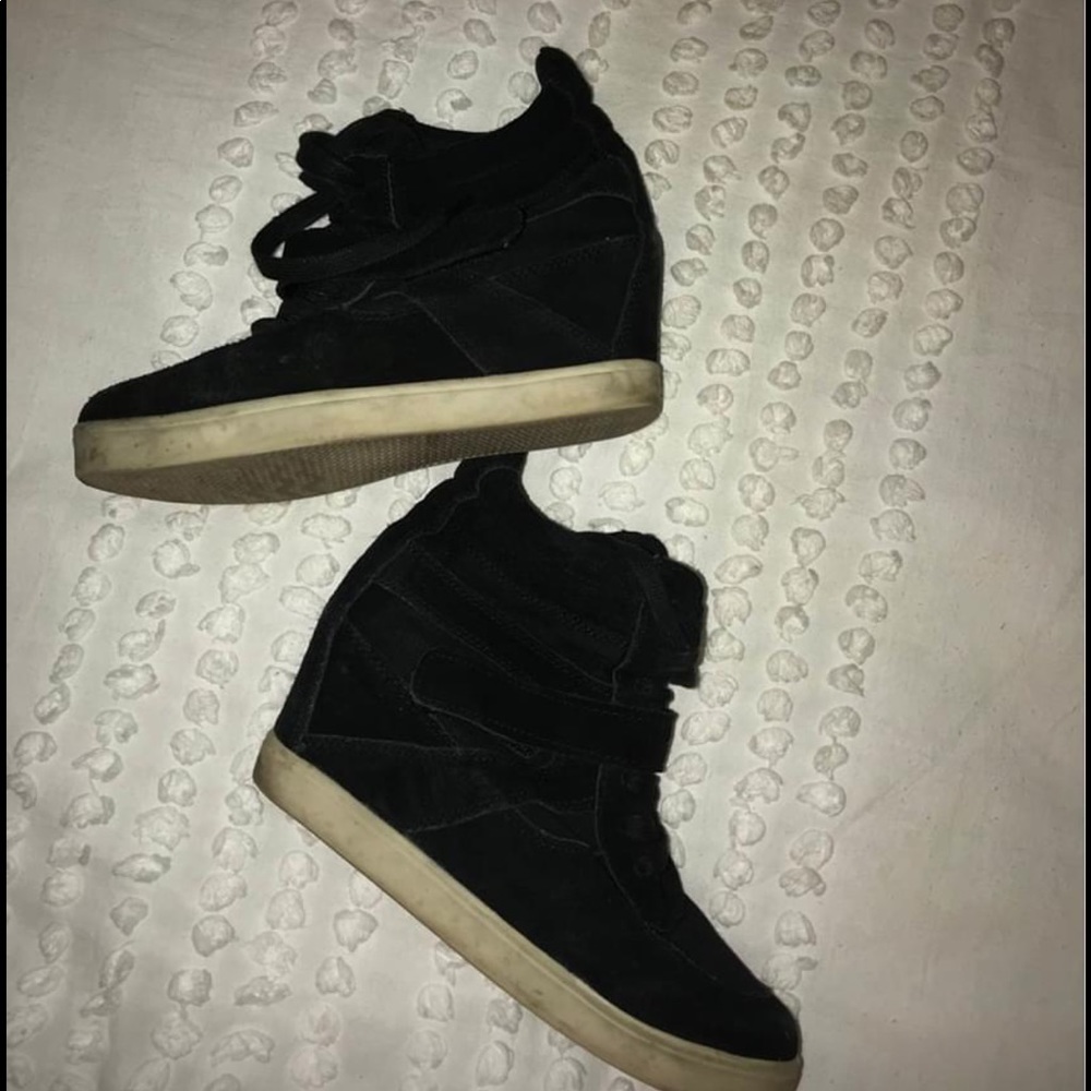Sneaker wedges